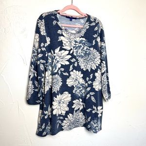 ⭐️ Apt 9 Women’s Floral Print Top